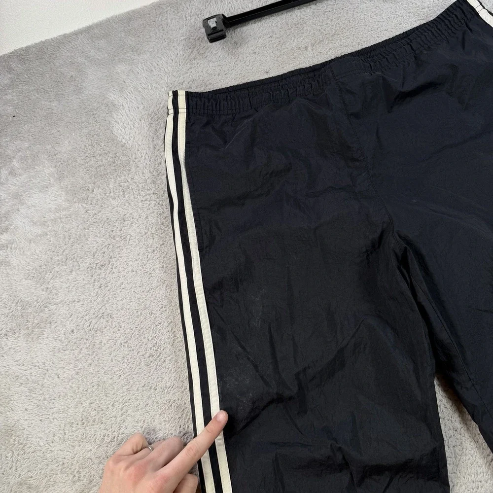 Vintage Adidas Windbreaker Pants Men Medium Black Gym Drawstring Zip Ankle Nylon - Picture 4 of 12